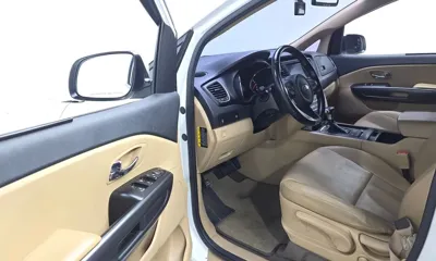 Kia Canival 2017, 174048 км, за 8700000 KRW - фото 10