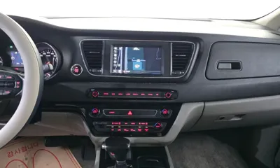 Kia Canival 2017, 118872 км, за 10990000 KRW - фото 17
