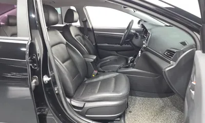 Hyundai Avante 2019, 68037 км, за 10500000 KRW - фото 26