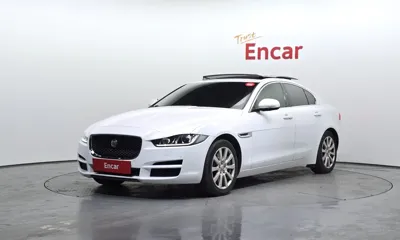Jaguar XE · 2017 год