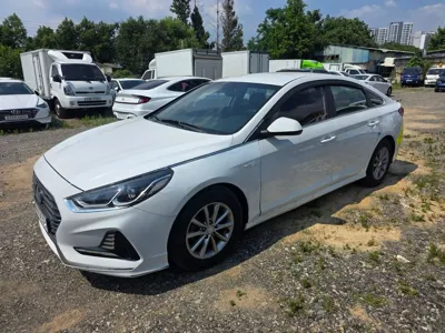 Hyundai Sonata 2019, 283000 км, за 2700000 KRW