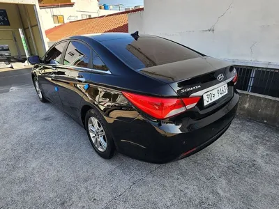 Hyundai Sonata 2013, 122478 км, за 4400000 KRW
