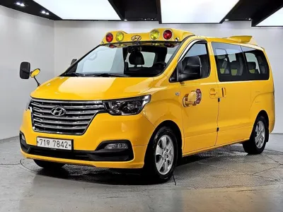 Hyundai Starex 2019, 102728 км, за 12500000 KRW - фото 1