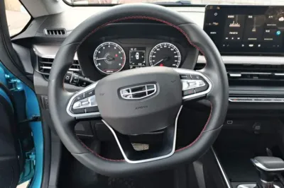 Geely Auto Vision X3 2021, 56500 км, за 47198.3 CNY - фото 14
