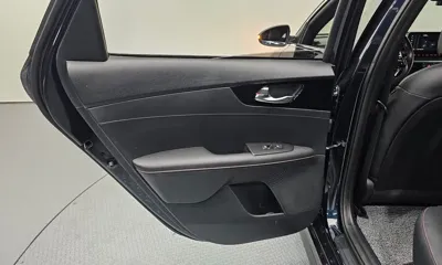 Kia K3 2022, 33404 км, за 20200000 KRW - фото 25