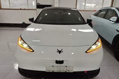 Arcfox Alpha S 2022, 65900 км, за 120201.69 CNY