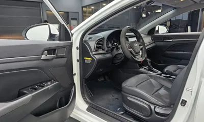 Hyundai Avante 2016, 127822 км, за 8800000 KRW - фото 10