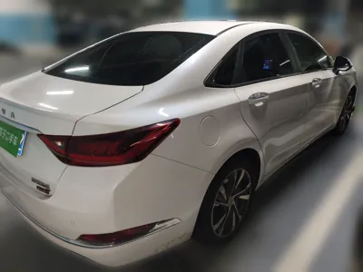 BAIC Beijing U7 2019, 29500 км, за 41848.3 CNY - фото 10