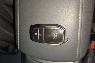Toyota Venza 2022, 30700 км, за 119317.96 CNY - фото 37