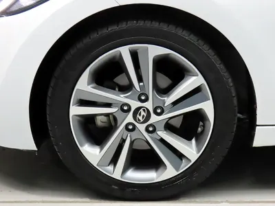 Hyundai Avante 2016, 119317 км, за 7800000 KRW - фото 20