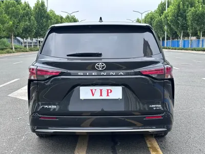 Toyota Sienna 2025, 31000 км, за 213500 CNY - фото 8