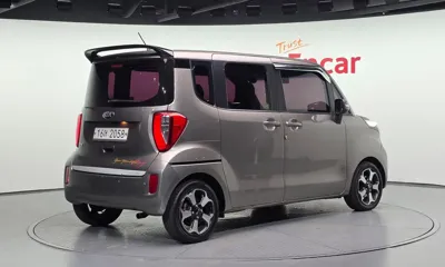 Kia Ray 2013, 200018 км, за 3000000 KRW