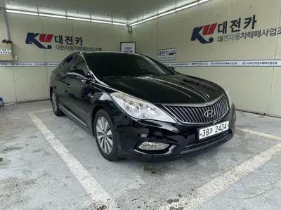 Hyundai Grandeur · 2015 год