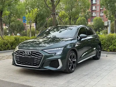 Audi A3 2023, 9000 км, за 168800 CNY