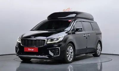 Kia Canival · 2020 год