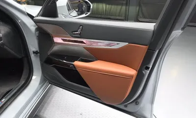 BMW 7-Series 2025, 4969 км, за 128700000 KRW - фото 24