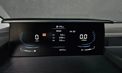 Hyundai Staria 2023, 65121 км, за 26000000 KRW - фото 8