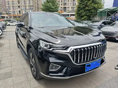 Hongqi Hongqi HS5 2023, 31200 км, за 72000 CNY