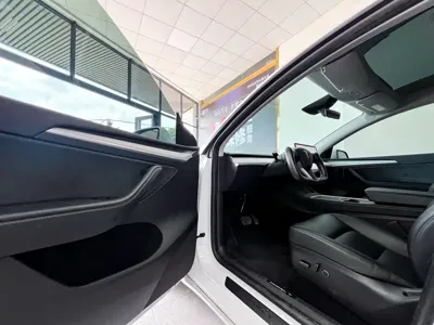 Tesla Model Y 2024, 44000 км, за 176800 CNY - фото 11