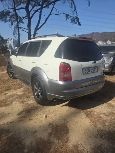 KG_Mobility_Ssangyong Rexton 2011, 330000 км, за 1500000 KRW