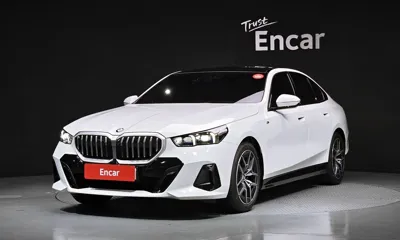 BMW 5-Series · 2025 год