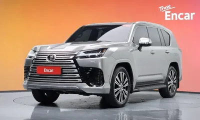 Lexus LX · 2025 год