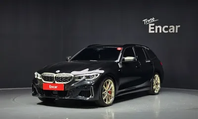 BMW 3-Series · 2022 год