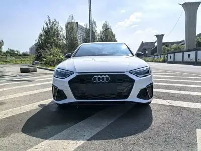 Audi A4L 2022, 20000 км, за 139000 CNY