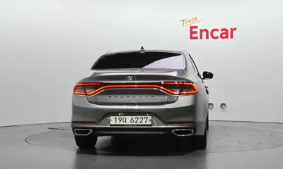 Hyundai Grandeur 2018, 133153 км, за 15700000 KRW