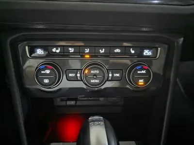 Volkswagen Tiguan 2018, 78086 км, за 27900000 KRW - фото 14