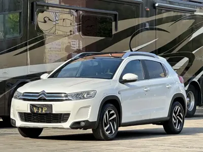 Citroen C3-XR · 2015 год