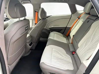 Zeekr 极氪007GT 2025, 6000 км, за 131000 CNY - фото 4