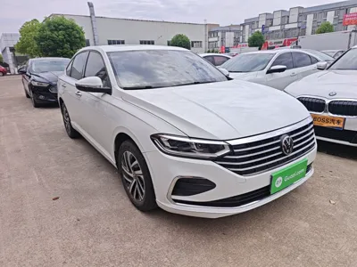 Volkswagen Lavida 2023, 46300 км, за 76144.05 CNY