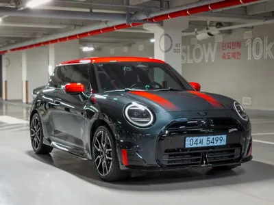 MINI Cooper 2025, 9900 км, за 45960000 KRW