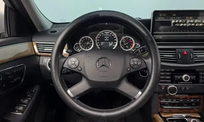 Mercedes-Benz E-Class 2011, 87554 км, за 7500000 KRW - фото 13