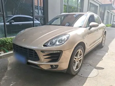 Porsche Macan · 2015 год