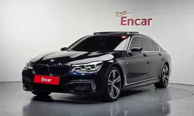 BMW 7-Series · 2019 год