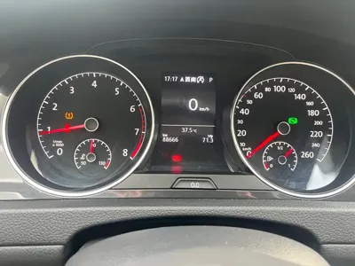 Volkswagen Golf 2020, 80000 км, за 56800 CNY - фото 13