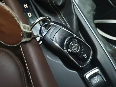 Buick Envision 2016, 76300 км, за 38272.64 CNY - фото 9
