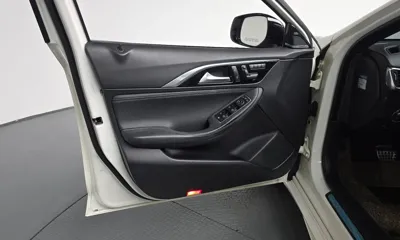 Infiniti Q30 2017, 73399 км, за 13500000 KRW - фото 24