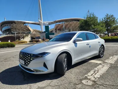 Hyundai Grandeur · 2022 год