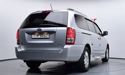 Kia Canival 2013, 146460 км, за 3500000 KRW - фото 2