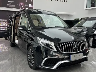 Mercedes-Benz V-Class 2020, 115000 км, за 298000 CNY