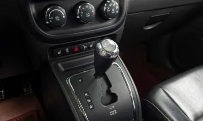 Jeep Compass 2012, 136119 км, за 3900000 KRW - фото 9