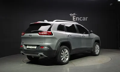 Jeep Cherokee 2015, 161956 км, за 6000000 KRW - фото 2
