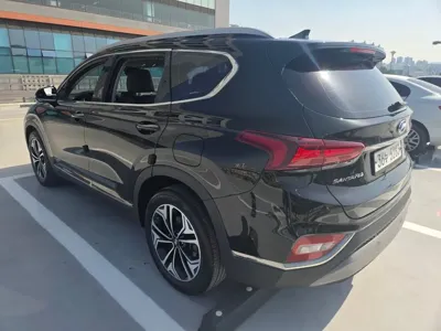 Hyundai Santafe 2019, 119800 км, за 17500000 KRW