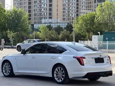 Cadillac CT5 2020, 60000 км, за 98000 CNY