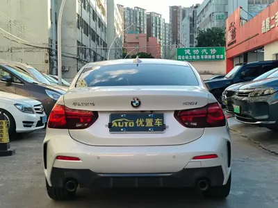 BMW 1 Series 2023, 16000 км, за 96800 CNY