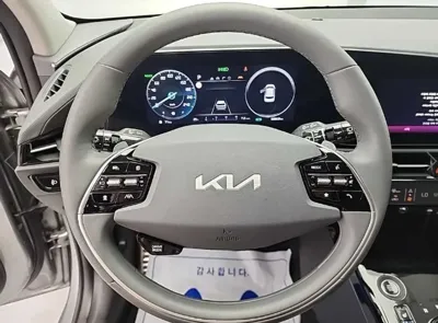 Kia Niro 2023, 58797 км, за 28990000 KRW - фото 9