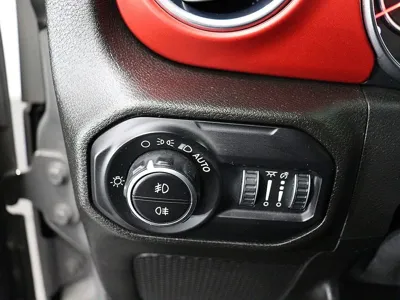 Jeep Wrangler 2019, 99192 км, за 39300000 KRW - фото 13